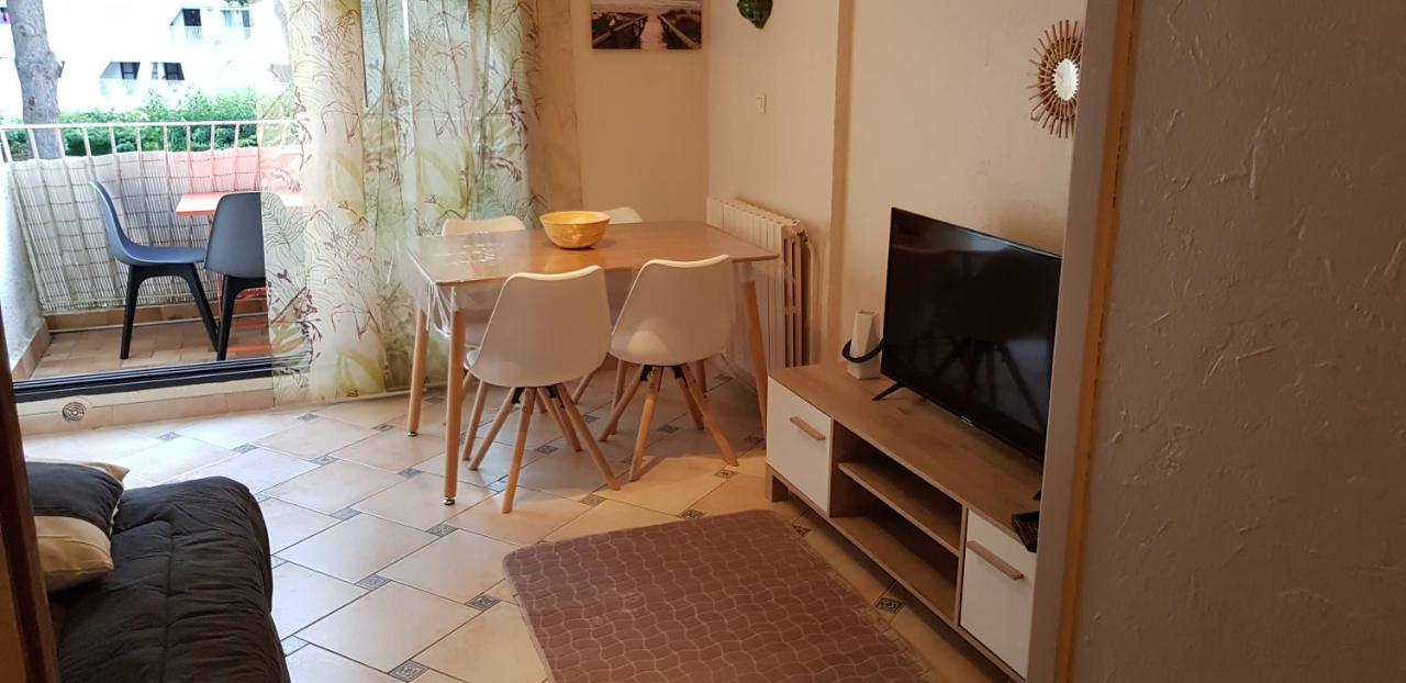 Residence Caroline T2 Clim Parking Ла Гранде-Моте Екстериор снимка